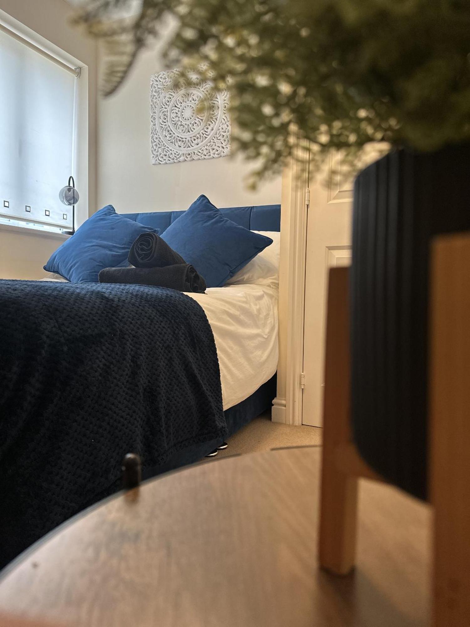 2 Bdr City Centre Apartment With Parking Cardiff Zewnętrze zdjęcie